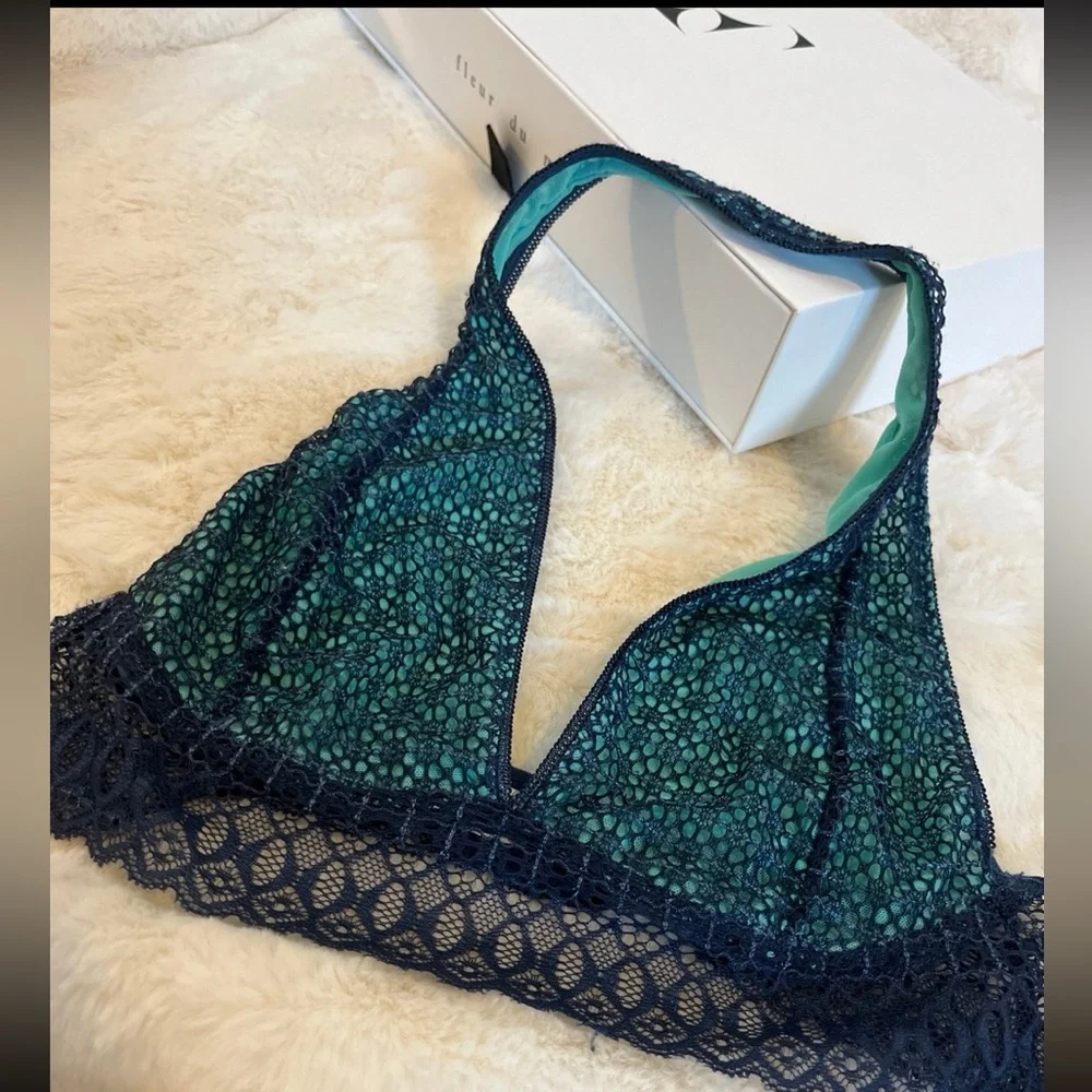 Bra - Picture 2 of 4